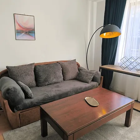 Botanique Apartment *