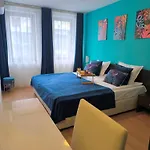 Botanique Prv Wi-fi , Free Parking Daire