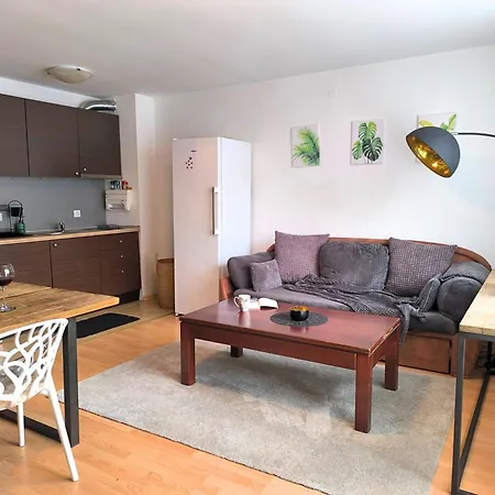 Botanique - Cozy With Free Bottle Of Wine * Банско