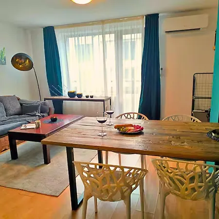 Botanique - Spacious 1br, Terrace, Free Parking Appartamento Bansko